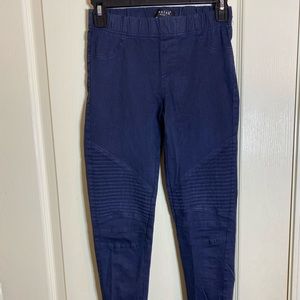 Navy Jeggings with Detail on thighs and zippers